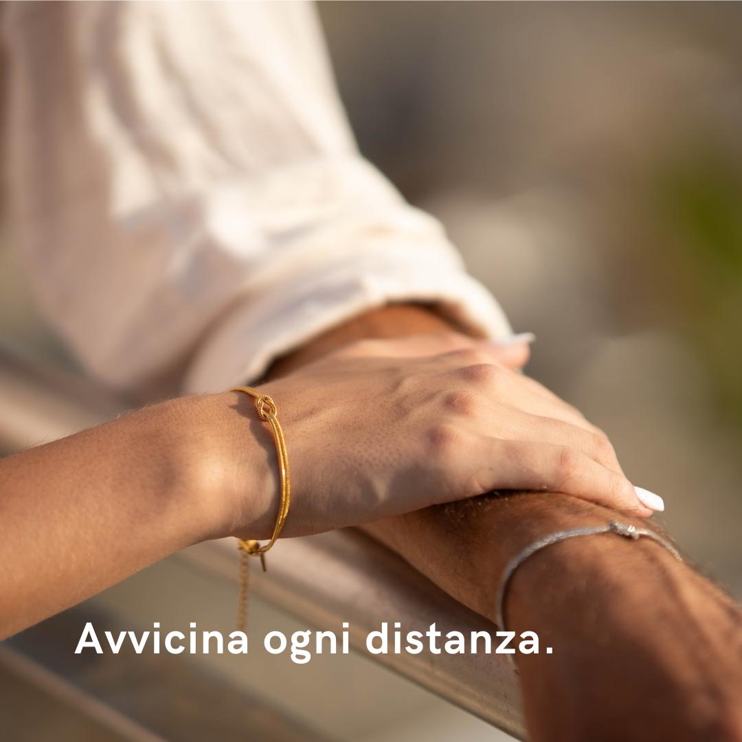 Minimales Armband Mit Knoten