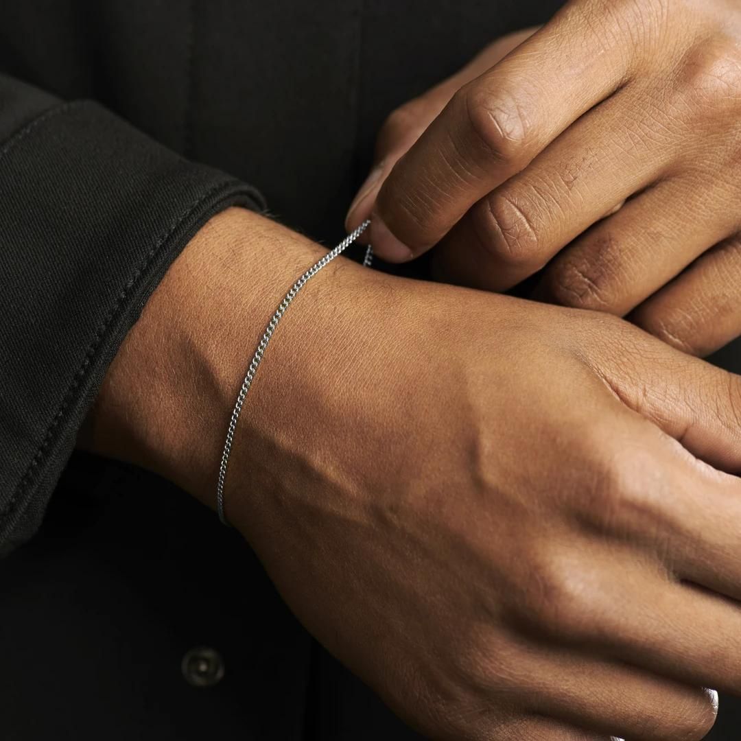 ✨ Bracciale Misterioso Unisex
