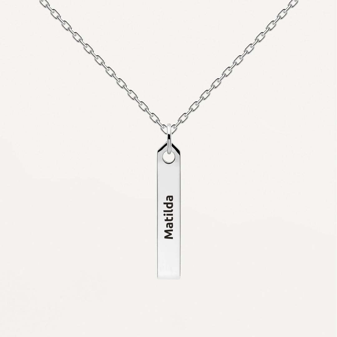 Minimal Unisex Bracelet With Engraved Plate