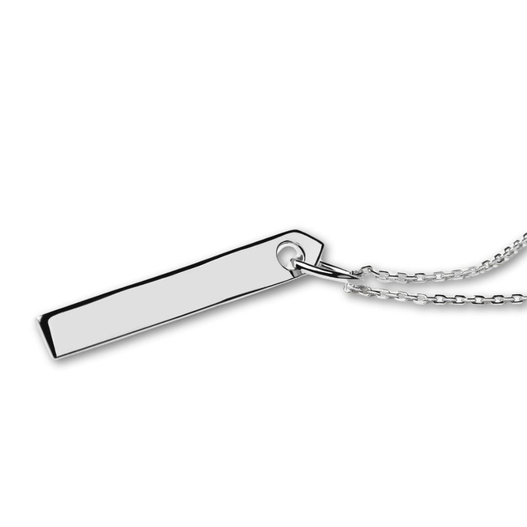 Minimal Unisex Bracelet With Engraved Plate