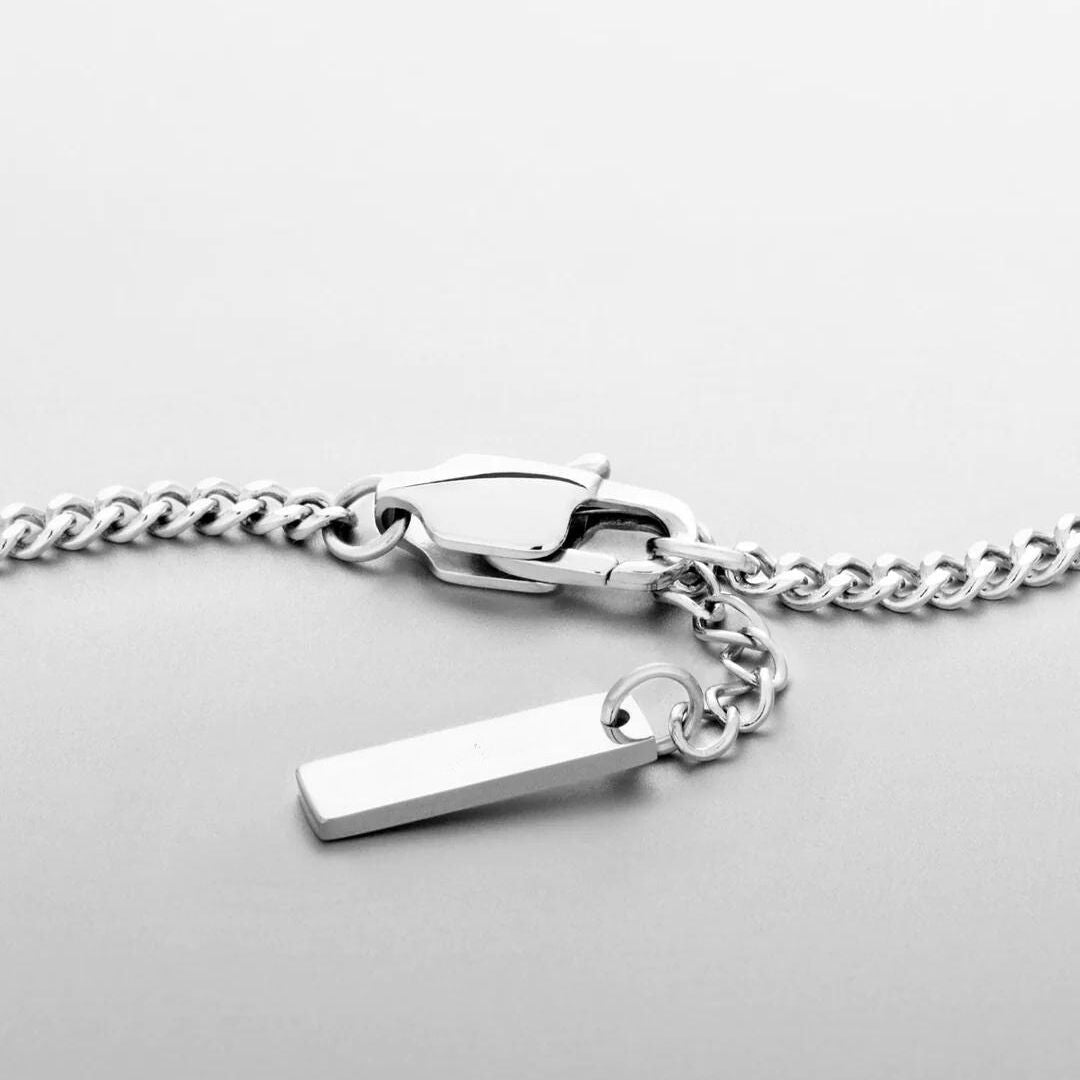 Bracelet unisexe minimal avec étiquette gravée