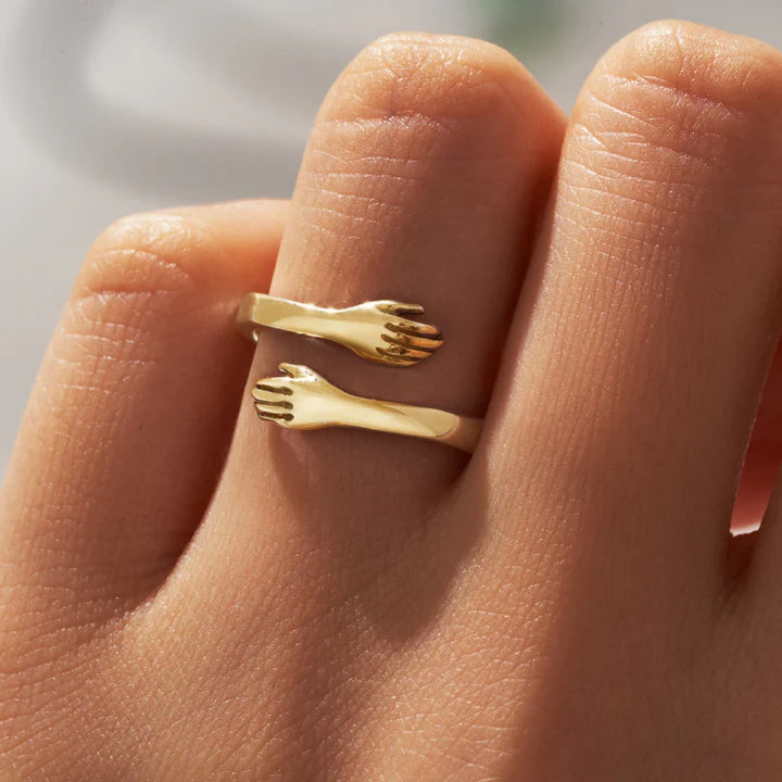Hand Hug Ring