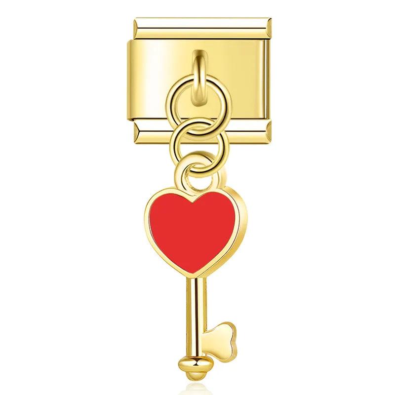 Charm - Chiave d'Oro con Cuore Rosso