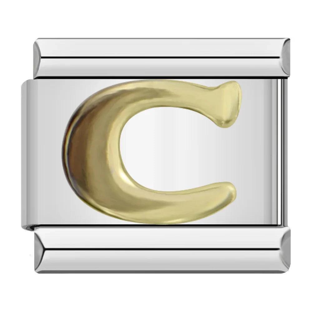 Charm - Lettera C in Oro, su Argento